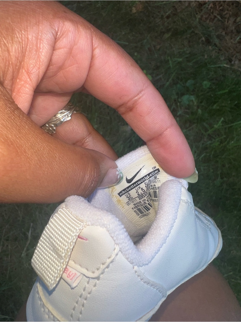Nike Kids White Sneakers with Pink Swoosh - Picture 2 of 4